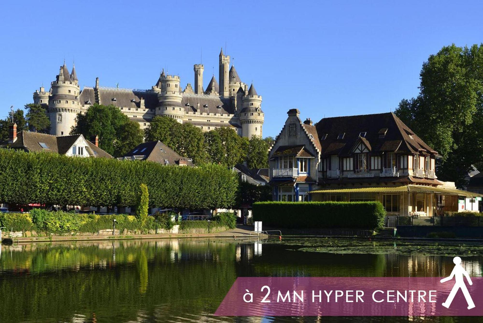 Le Cocon Des Remparts-Romantique A Pierrefonds Eksteriør billede